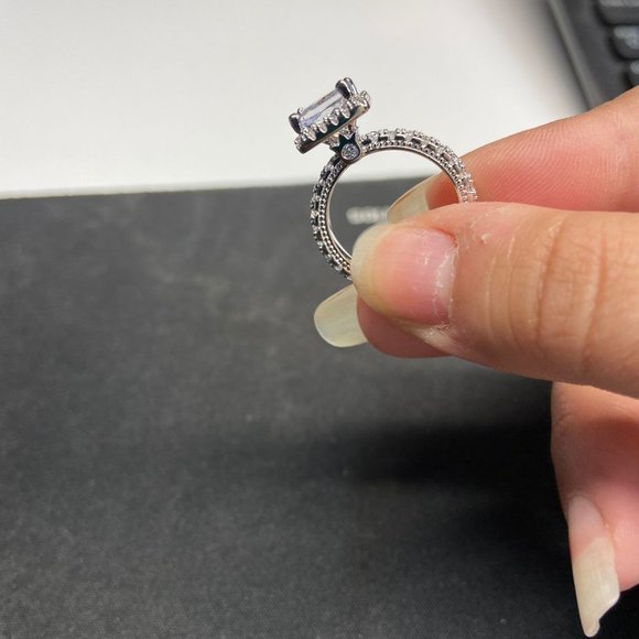 🔥 Romantic Glitter Large Diamond Zircon Thin CZ Rings for Women, PD472 - Picture 9 of 12